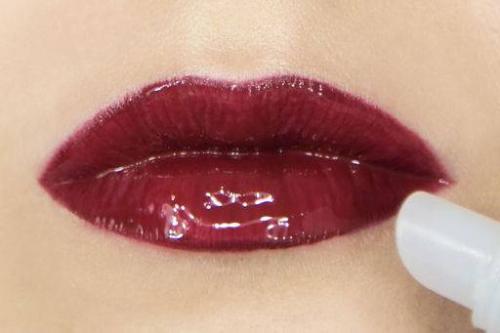 Бургундский цвет помады. Макияж с бордовой помадой: правила и советы