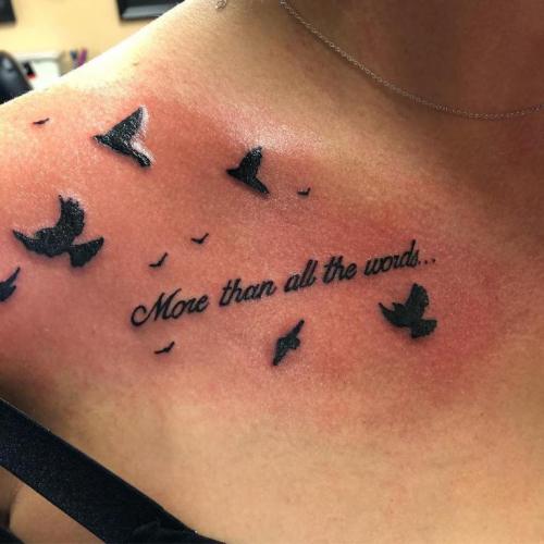 Тату на ключицах. Тату на ключице – значение