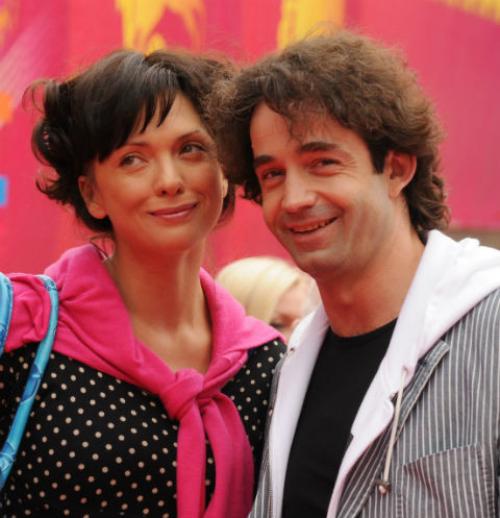 Ольга Дроздова родила второго сына. Ребенок звезд появился на свет в 2007 году. Супруги долго шли к мечте об общем малыше, а когда надежды почти не осталось, подумывали об усыновлении. В том, что им не удавалось стать родителями, Ольга Дроздова всегда винила себя.