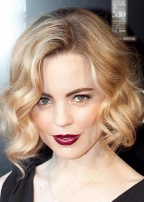 Укладка утюжком каре. Укладки утюжком для коротких волос 02 Укладка утюжком каре. Укладки утюжком для коротких волос 02