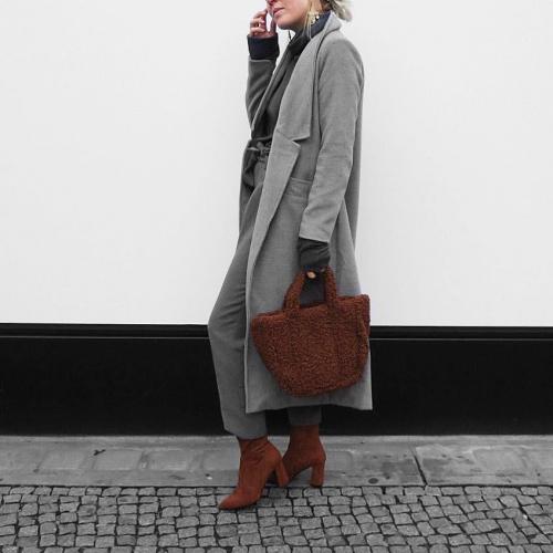 С чем носить серое пальто женское. Комбинированные модели серого пальто: стильные акценты