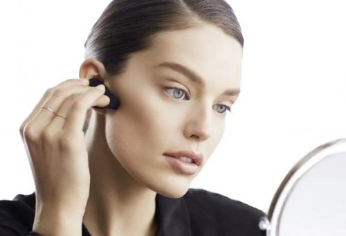 Как сделать макияж в домашних условиях пошаговое. Этапы нанесения макияжа 06 Как сделать макияж в домашних условиях пошаговое. Этапы нанесения макияжа 06