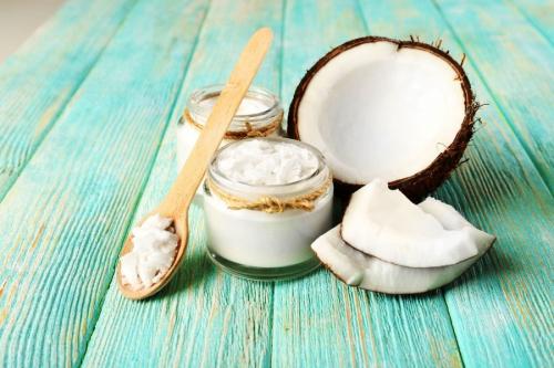 Кокосовое масло для волос и его использование