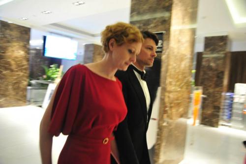 Даниил Страхов жена. Актер Даниил Страхов впервые вывел в свет свою жену и ее внешность тут же осудили критики