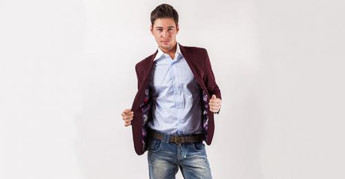 Способы носить мужскую рубашку. Как и с чем носить рубашку мужчине: правила этикета