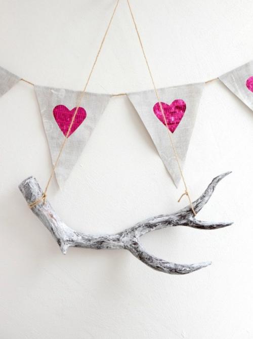 Как сделать рога оленя своими руками. Как сделать рога своими руками