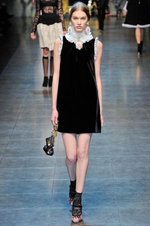 Платье из вельвета. Красивые фасоны платьев из вельвета