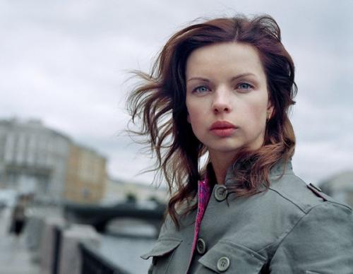 Некрасивые жены красивых актеров. Звезды, выбравшие некрасивых жен и мужей 32