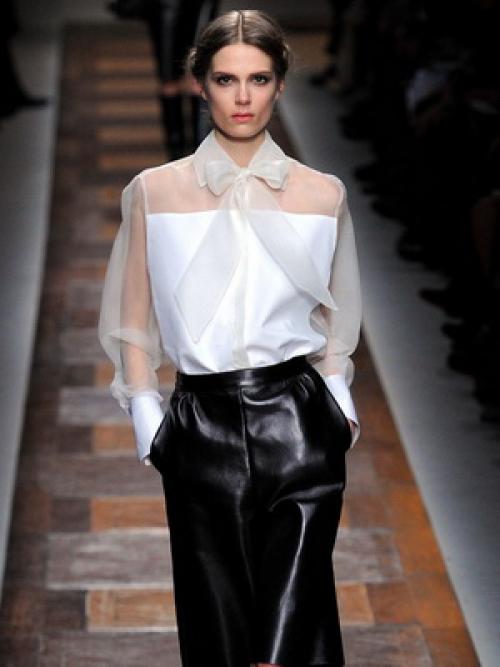 Прозрачные блузки, как носить. С чем носить блузку из прозрачной ткани 02