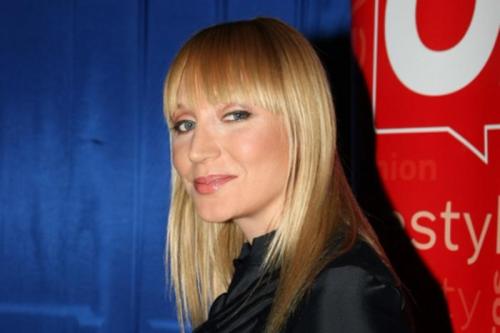 Новая стрижка Кристины Орбакайте. 46-летняя Орбакайте «блеснула» перед Навкой новой прической 01