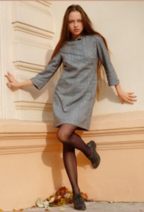 Какие колготки надеть под серое трикотажное платье. Какие колготки надеть под серое платье