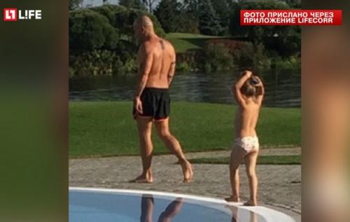 Дмитрий Нагиев жена. Женщины в жизни Дмитрия Нагиева: кому удалось обуздать главного ловеласа российского шоу-бизнеса