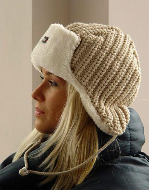 Шапки для женщин 60 лет. Фото модных вязаных шапок для женщин 50 лет, стильные виды и фасоны