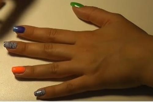 Почему гель-лак не ложится. Маникюр насмарку: 5 причин, почему гель-лак не держится на ногтях 08