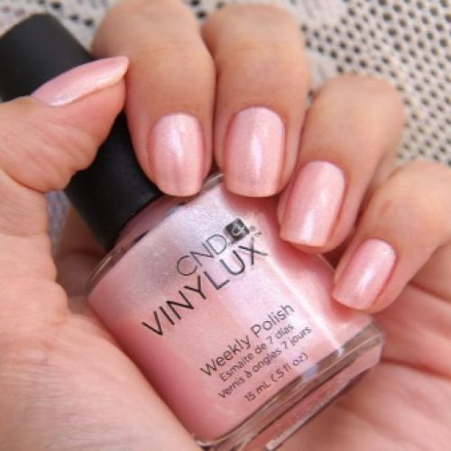 Лак держится неделю. Она сказала «Да!»: самые красивые кольца с крупными камнями 07