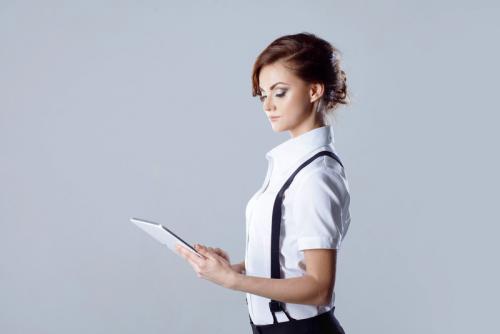 Как выглядеть уверенной в себе, если комплексов через край