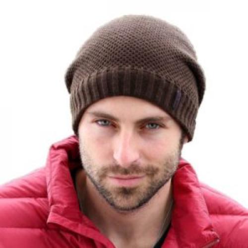 Мужская шапка бини спицами