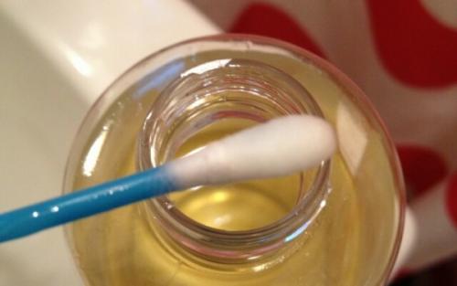 Как правильно мазать ресницы касторовым маслом. Наносим касторовое масло правильно