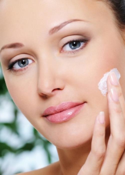 Макияж для голубых глаз и черных волос. Особенности 01