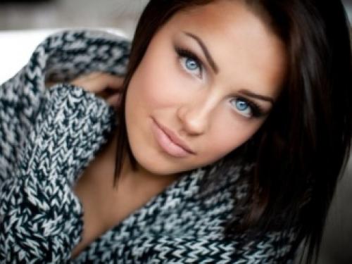 Макияж для голубых глаз и черных волос. Особенности 02