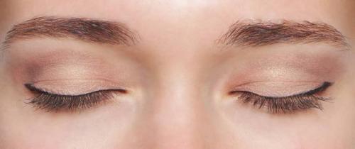 Макияж для блондинок с голубыми глазами