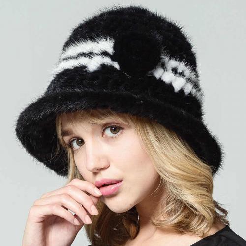 Женские зимние вязаные шапки 2019. Современные вязаные зимние шапки для женщин 2019-2020 года 12 Женские зимние вязаные шапки 2019. Современные вязаные зимние шапки для женщин 2019-2020 года 12