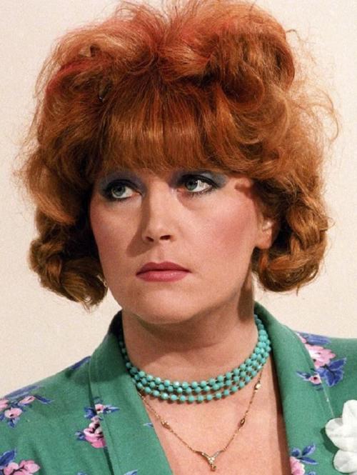 Как менялась Алла Пугачева. Вся жизнь в 10 фото: как менялась Алла Пугачева 01