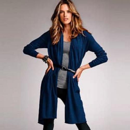 С чем носить серый трикотажный кардиган. Как и с чем носить длинный кардиган