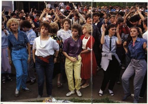 Джинсы варенки с чем носить. С чем стоит и с чем не стоит носить джинсы-варенки? 12