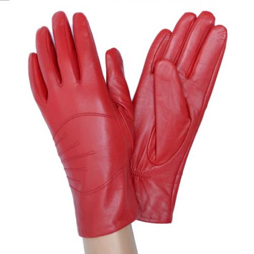 Пуховики для женщин после 50 лет. Стильные шубы, пуховики и другие варианты одежды для зимы