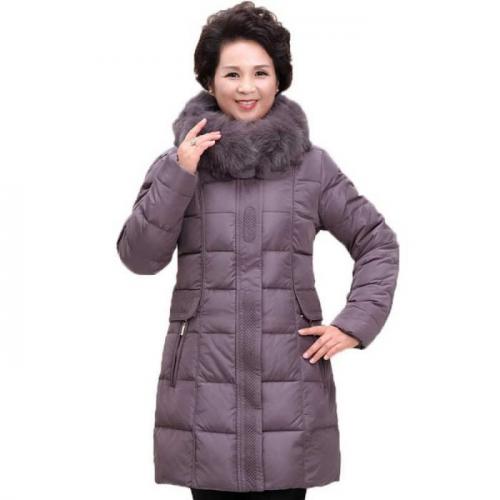 Пуховики для женщин после 50 советы. Куртка или пальто: что купить на весну женщине после 50 лет