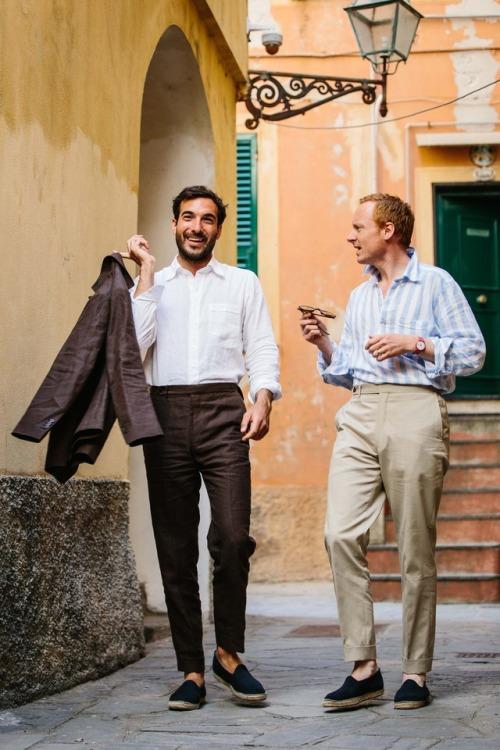 Чем отличается блузка от рубашки? 14