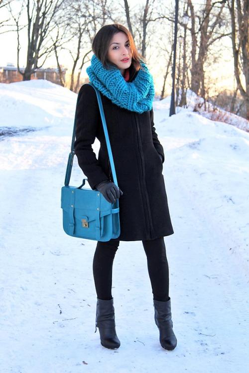 Как завязать легкий шарф-хомут. Учимся носить шарф-хомут с пальто: 5 модных правил и 8 основных способов