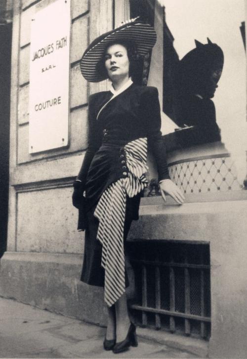 Стиль 40-х женщины. Рубрика: новости , Стиль , Июнь 06, 2020 - 10:08 ,			
							Tags 40-е , кристиан диор , мода