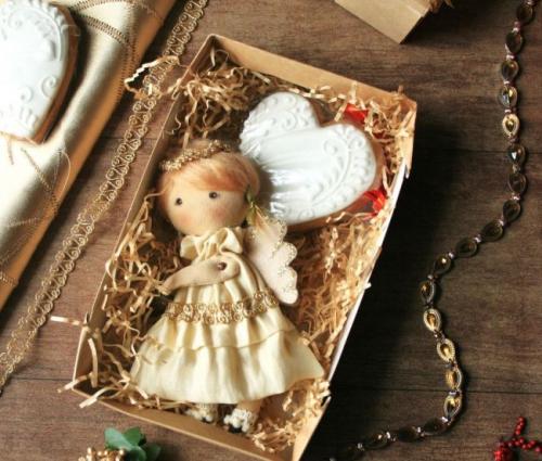 Подарок ребенку на Рождество. Традиционные рождественские подарки