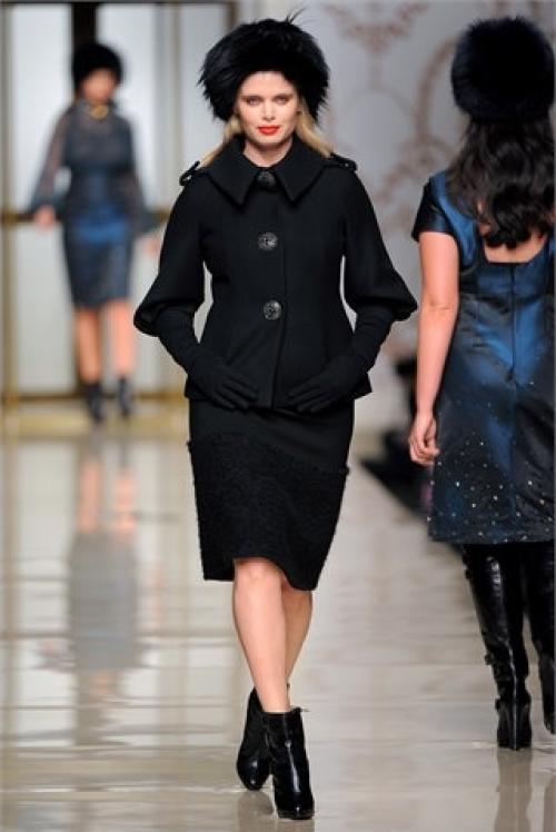 Как выглядеть стильно женщине в 30 лет. Базовый гардероб элегантных Леди -- как стильно одеваться в 30 и выглядеть великолепно 13 Как выглядеть стильно женщине в 30 лет. Базовый гардероб элегантных Леди -- как стильно одеваться в 30 и выглядеть великолепно 13