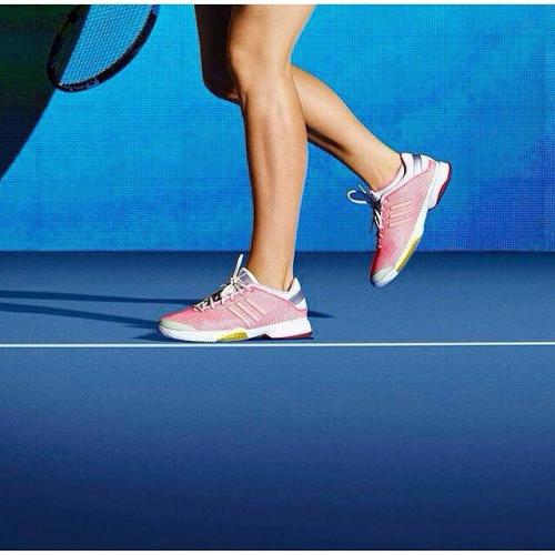 Розовые кроссовки лук. Кроссовки тоже могут быть розовыми