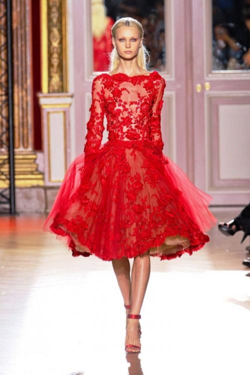 Красивые образы девушек в платьях. Красивые платья — модные фасоны, элегантные модели и самые стильные тенденции 2019 года