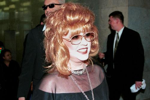 Как Пугачева менялась с годами. Вся жизнь в 10 фото: как менялась Алла Пугачева 04 Как Пугачева менялась с годами. Вся жизнь в 10 фото: как менялась Алла Пугачева 04