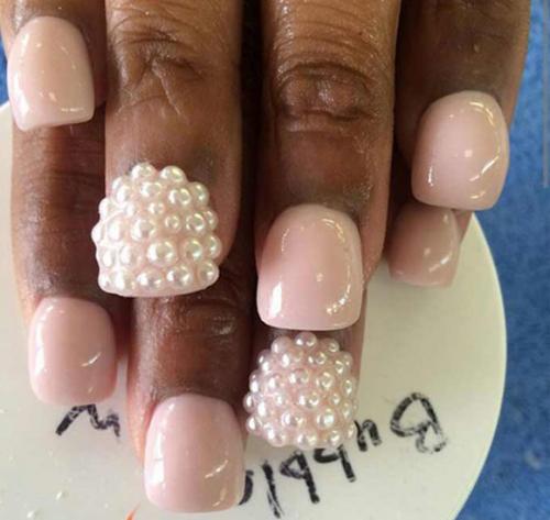 Бабл гам маникюр. Бабл-маникюр (ногти-шарики): новый тренд, фото