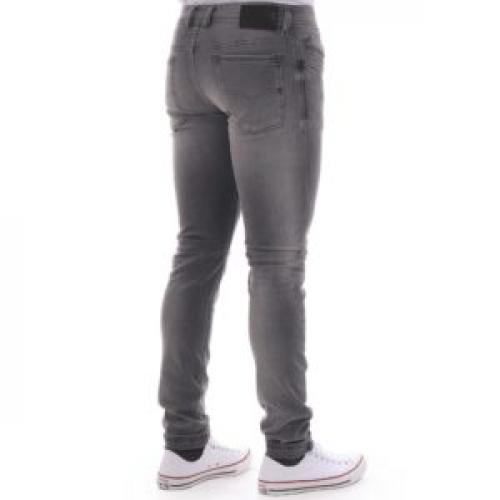 С чем носить мужские джинсы. В моде ли мужские джинсы серого цвета