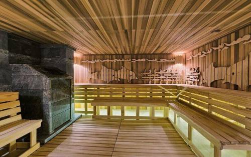 Можно ли ходить с гель лаком в баню. Можно ли с шеллаком ходить в баню: рекомендации 10 Можно ли ходить с гель лаком в баню. Можно ли с шеллаком ходить в баню: рекомендации 10