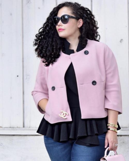 Мода на осень-зиму 2021 для полных женщин з.  Как правильно одеваться женщине за 50 и выглядеть модно полным в 2021-2022: фото стильных образов 03 Мода на осень-зиму 2021 для полных женщин з.  Как правильно одеваться женщине за 50 и выглядеть модно полным в 2021-2022: фото стильных образов 03