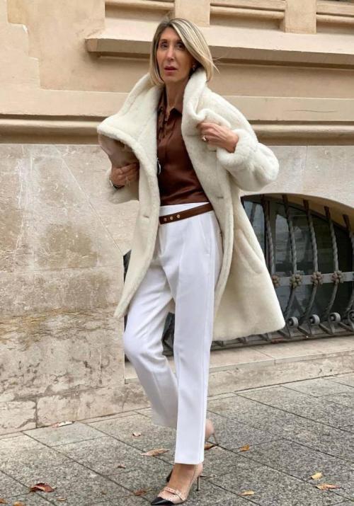 Мода для женщин за 50 в 2021 году осень-зима. Шикарный возраст: модные осенние образы 2021 от женщин-блогеров после 50 21