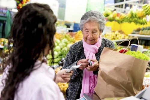 Полезные советы пенсионерам. 10 советов пенсионерам, которые помогут выжить даже на минимальную пенсию