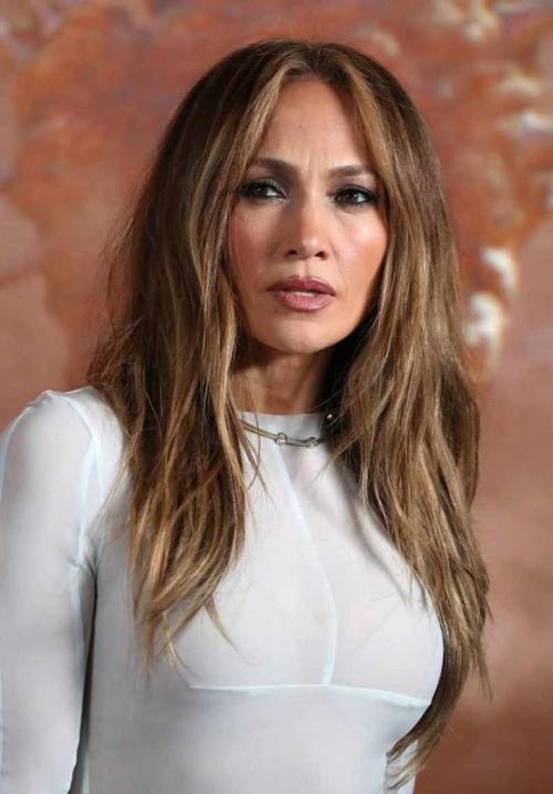 Многослойные прически 2025: 55 лучших вариантов для каждого типа волос 07