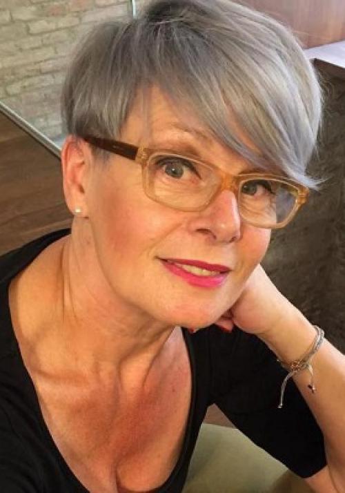 Стильные стрижки на короткие волосы: выбор для каждого 37 Стильные стрижки на короткие волосы: выбор для каждого 37