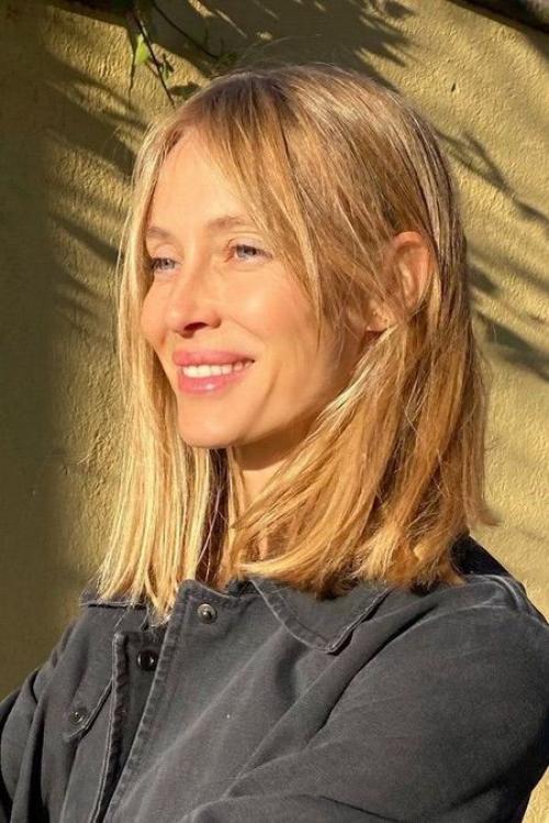 Какие цвета волос будут идеально сочетаться с многослойными прическами в 2025 году. Лучшие цвета волос 2025 года