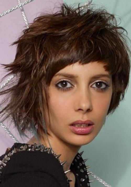 Стильные стрижки на короткие волосы: выбор для каждого 34 Стильные стрижки на короткие волосы: выбор для каждого 34