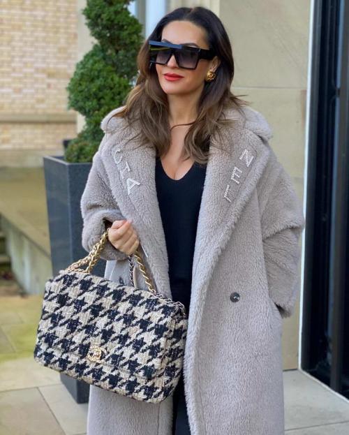 Модная одежда осень-зима 2021-2022 для полных. Модные цвета и принты одежды для полных женщин осень-зима 2021 2022 27